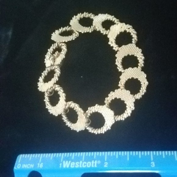 Vintage Textured Circle Bracelet 1/20 12 KT GF - Picture 8 of 8